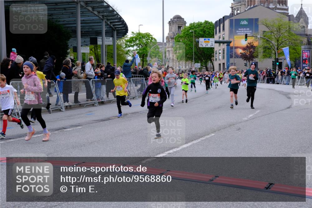 25.04.2026 - Das Zehntel Tim E. http://msf.ph/oto/9568860 25.04.2026 08:55:23 Ziel 1038, 1045, 1050, 1056, 1070, 1304, 1381, 1565, 1614, 1875, 1975, 2037, 2071, 2171, 2387, 2584, 2650, 2682, 2769, 2780, 3062, 3145, 3237, 3445, 3516, 3544, 3893, 3895, 3964, 3980, 4006 meine-sportfotos.de