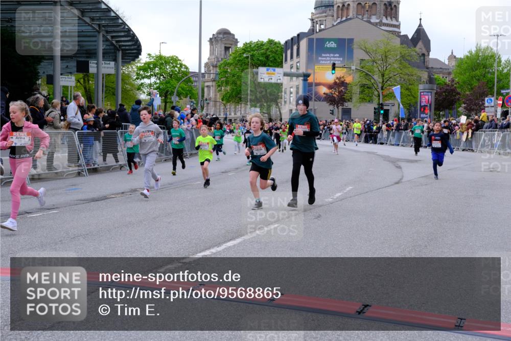 25.04.2026 - Das Zehntel Tim E. http://msf.ph/oto/9568865 25.04.2026 08:55:25 Ziel 1038, 1050, 1056, 1070, 1304, 1381, 1565, 1614, 1875, 1975, 2037, 2071, 2171, 2384, 2387, 2398, 2584, 2682, 2769, 2780, 3062, 3145, 3228, 3237, 3445, 3516, 3893, 3895, 3980, 4006, 4035 meine-sportfotos.de