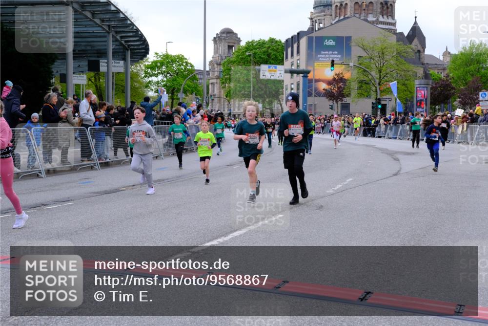25.04.2026 - Das Zehntel Tim E. http://msf.ph/oto/9568867 25.04.2026 08:55:25 Ziel 1038, 1050, 1056, 1070, 1304, 1381, 1565, 1614, 1875, 1975, 2037, 2071, 2171, 2384, 2387, 2398, 2584, 2682, 2769, 2780, 3062, 3145, 3228, 3237, 3445, 3516, 3893, 3895, 3980, 4006, 4035 meine-sportfotos.de