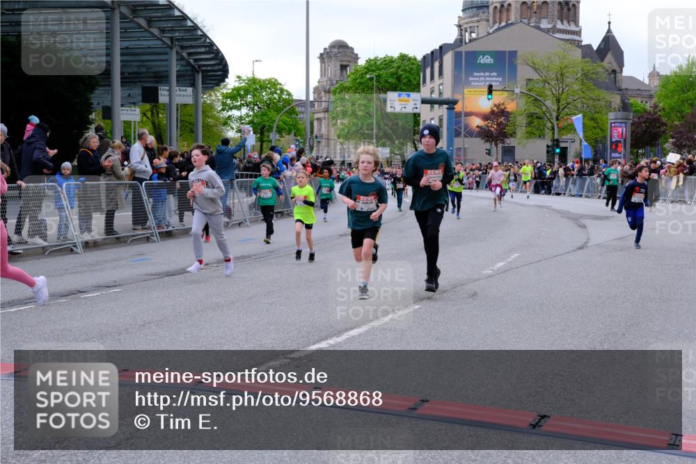 25.04.2026 - Das Zehntel Tim E. http://msf.ph/oto/9568868 25.04.2026 08:55:25 Ziel 1038, 1050, 1056, 1070, 1304, 1381, 1565, 1614, 1875, 1975, 2037, 2071, 2171, 2384, 2387, 2398, 2584, 2682, 2769, 2780, 3062, 3145, 3228, 3237, 3445, 3516, 3893, 3895, 3980, 4006, 4035 meine-sportfotos.de