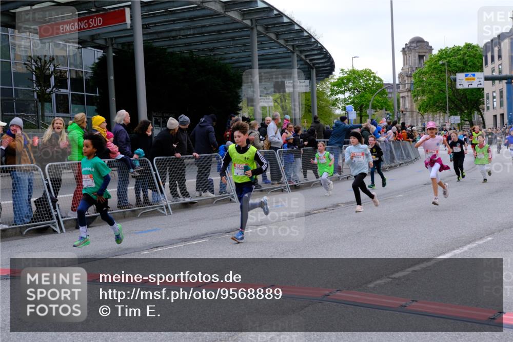 25.04.2026 - Das Zehntel Tim E. http://msf.ph/oto/9568889 25.04.2026 08:55:30 Ziel 1050, 1056, 1070, 1123, 1365, 1388, 1424, 1875, 1898, 2002, 2037, 2071, 2171, 2319, 2384, 2387, 2398, 2494, 2527, 2769, 2780, 2964, 3228, 3237, 3275, 3445, 3516, 3757, 3875, 3893, 3895, 3980, 4006, 4035 meine-sportfotos.de