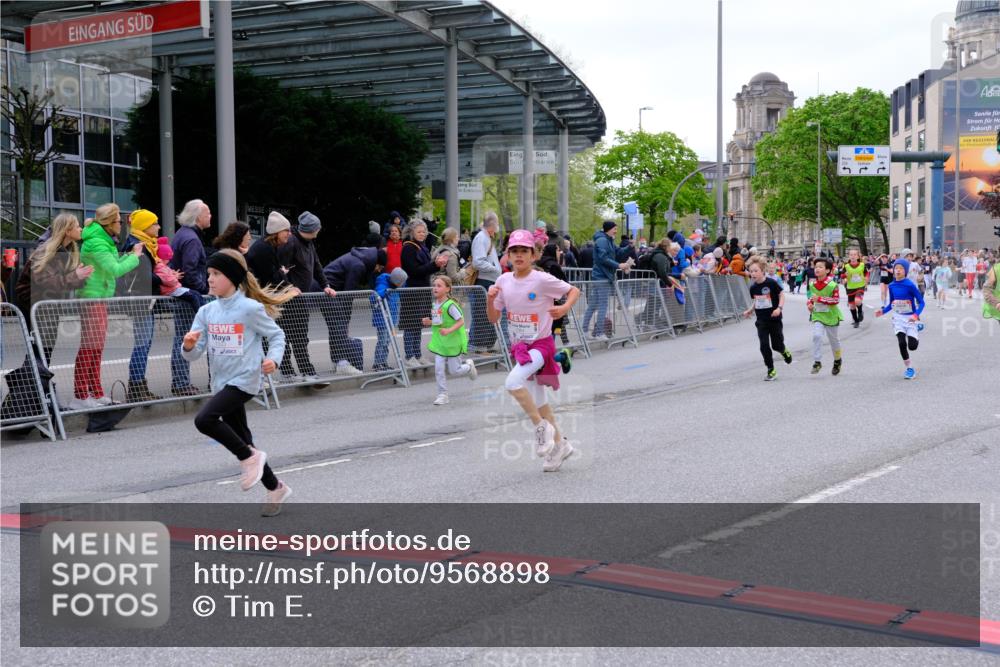 25.04.2026 - Das Zehntel Tim E. http://msf.ph/oto/9568898 25.04.2026 08:55:31 Ziel 1070, 1123, 1365, 1388, 1424, 1875, 1898, 2002, 2037, 2071, 2171, 2319, 2384, 2387, 2398, 2494, 2527, 2769, 2780, 2869, 2964, 3228, 3237, 3275, 3445, 3536, 3757, 3875, 3895, 3980, 4006, 4035 meine-sportfotos.de