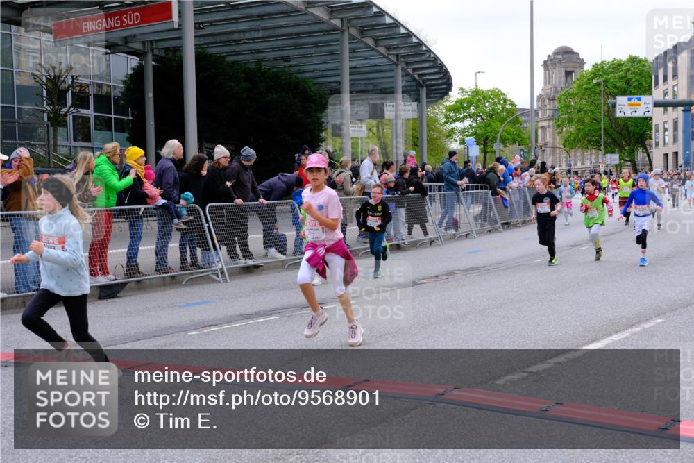 25.04.2026 - Das Zehntel Tim E. http://msf.ph/oto/9568901 25.04.2026 08:55:31 Ziel 1070, 1123, 1365, 1388, 1424, 1875, 1898, 2002, 2037, 2071, 2171, 2319, 2384, 2387, 2398, 2494, 2527, 2769, 2780, 2869, 2964, 3228, 3237, 3275, 3445, 3536, 3757, 3875, 3895, 3980, 4006, 4035 meine-sportfotos.de