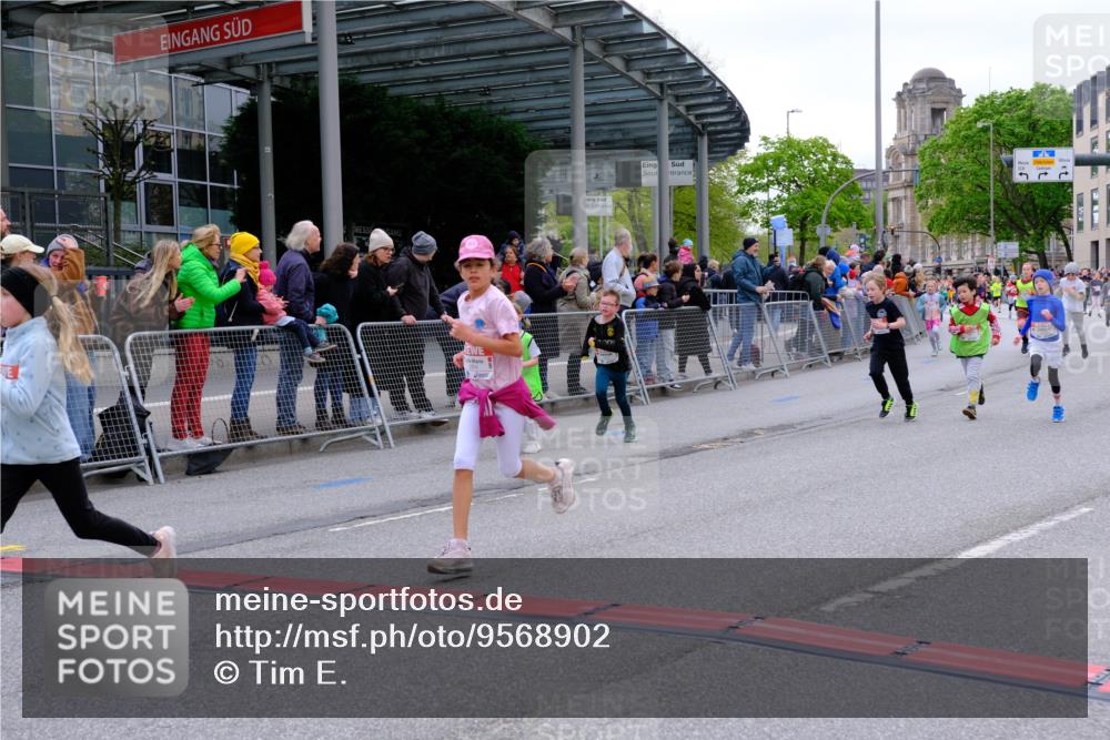 25.04.2026 - Das Zehntel Tim E. http://msf.ph/oto/9568902 25.04.2026 08:55:31 Ziel 1070, 1123, 1365, 1388, 1424, 1875, 1898, 2002, 2037, 2071, 2171, 2319, 2384, 2387, 2398, 2494, 2527, 2769, 2780, 2869, 2964, 3228, 3237, 3275, 3445, 3536, 3757, 3875, 3895, 3980, 4006, 4035 meine-sportfotos.de