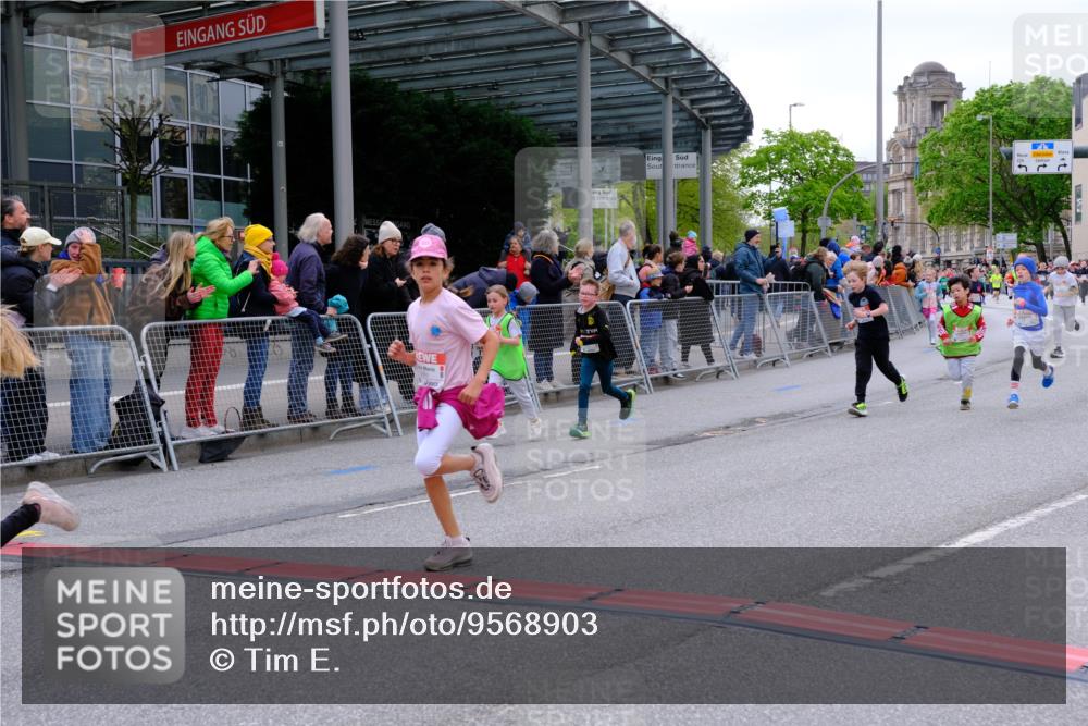 25.04.2026 - Das Zehntel Tim E. http://msf.ph/oto/9568903 25.04.2026 08:55:31 Ziel 1070, 1123, 1365, 1388, 1424, 1875, 1898, 2002, 2037, 2071, 2171, 2319, 2384, 2387, 2398, 2494, 2527, 2769, 2780, 2869, 2964, 3228, 3237, 3275, 3445, 3536, 3757, 3875, 3895, 3980, 4006, 4035 meine-sportfotos.de