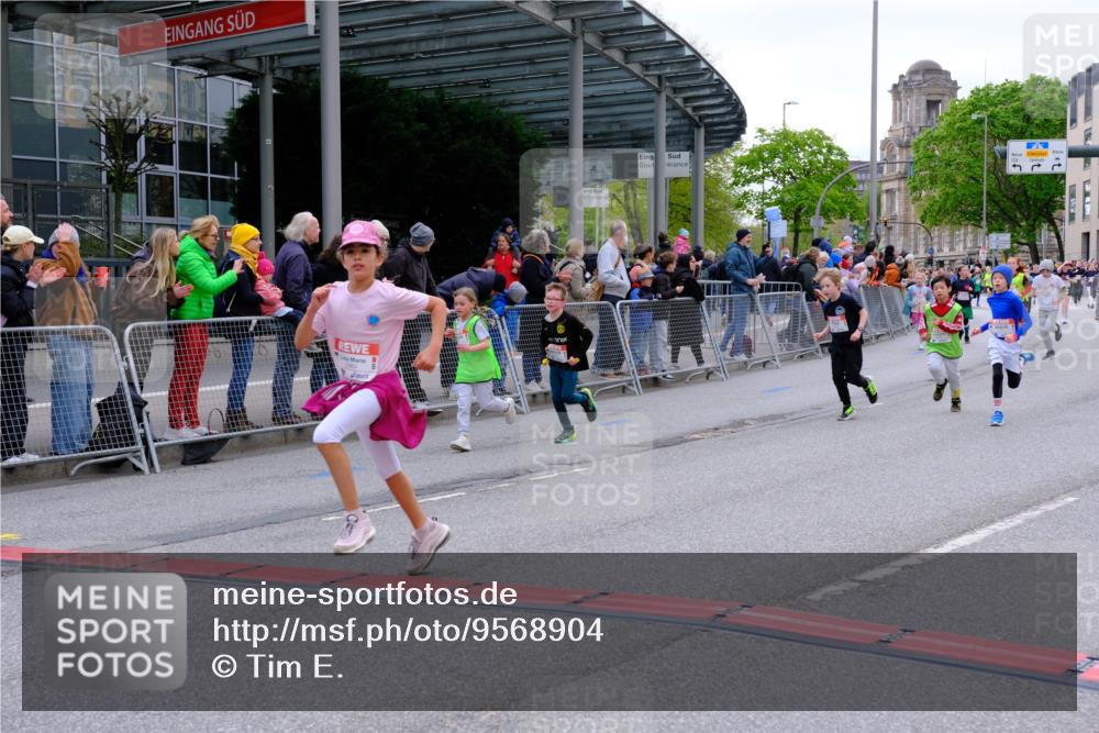 25.04.2026 - Das Zehntel Tim E. http://msf.ph/oto/9568904 25.04.2026 08:55:31 Ziel 1070, 1123, 1365, 1388, 1424, 1875, 1898, 2002, 2037, 2071, 2171, 2319, 2384, 2387, 2398, 2494, 2527, 2769, 2780, 2869, 2964, 3228, 3237, 3275, 3445, 3536, 3757, 3875, 3895, 3980, 4006, 4035 meine-sportfotos.de
