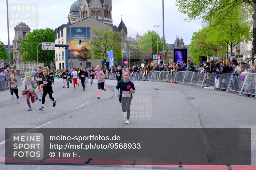 25.04.2026 - Das Zehntel Tim E. http://msf.ph/oto/9568933 25.04.2026 08:55:39 Ziel 1008, 1155, 1365, 1388, 1424, 1828, 1877, 1898, 2002, 2196, 2207, 2296, 2319, 2494, 2527, 2869, 2895, 2928, 3002, 3080, 3101, 3234, 3275, 3354, 3360, 3536, 3745, 3757, 3875, 3975 meine-sportfotos.de