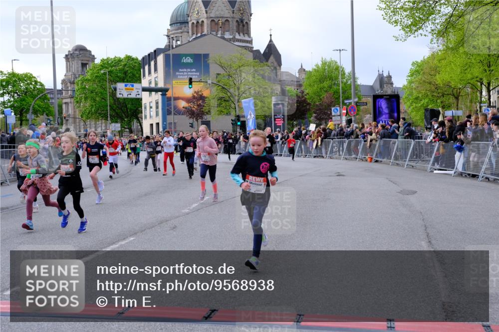 25.04.2026 - Das Zehntel Tim E. http://msf.ph/oto/9568938 25.04.2026 08:55:39 Ziel 1008, 1155, 1365, 1388, 1424, 1828, 1877, 1898, 2002, 2196, 2207, 2296, 2319, 2494, 2527, 2869, 2895, 2928, 3002, 3080, 3101, 3234, 3275, 3354, 3360, 3536, 3745, 3757, 3875, 3975 meine-sportfotos.de