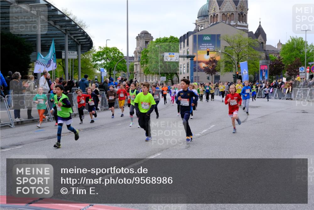 25.04.2026 - Das Zehntel Tim E. http://msf.ph/oto/9568986 25.04.2026 08:55:51 Ziel 1113, 1131, 1134, 1307, 1341, 1575, 1638, 1639, 1645, 1717, 1740, 1963, 1968, 2040, 2108, 2217, 2229, 2463, 2474, 2478, 2565, 2594, 2606, 2607, 2615, 2669, 2686, 2895, 3059, 3065, 3093, 3354, 3360, 3520, 3526, 3844, 3847, 3849, 3963, 3975, 4058 meine-sportfotos.de