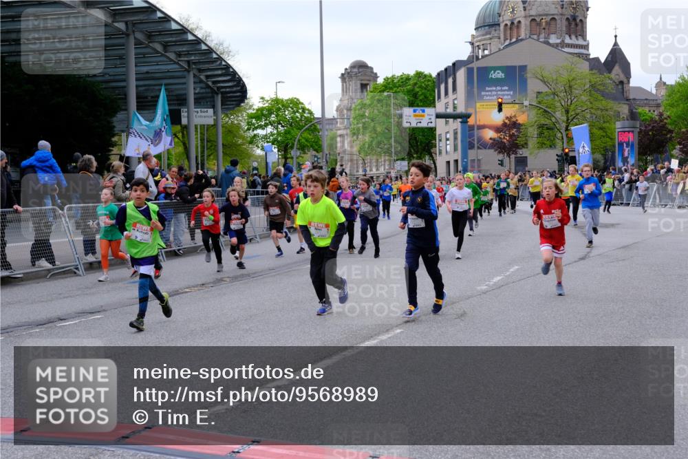 25.04.2026 - Das Zehntel Tim E. http://msf.ph/oto/9568989 25.04.2026 08:55:51 Ziel 1113, 1131, 1134, 1307, 1341, 1575, 1638, 1639, 1645, 1717, 1740, 1963, 1968, 2040, 2108, 2217, 2229, 2463, 2474, 2478, 2565, 2594, 2606, 2607, 2615, 2669, 2686, 2895, 3059, 3065, 3093, 3354, 3360, 3520, 3526, 3844, 3847, 3849, 3963, 3975, 4058 meine-sportfotos.de