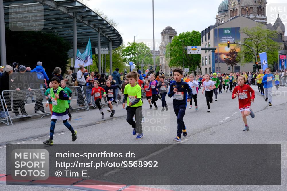 25.04.2026 - Das Zehntel Tim E. http://msf.ph/oto/9568992 25.04.2026 08:55:52 Ziel 1113, 1131, 1134, 1307, 1341, 1575, 1638, 1639, 1645, 1649, 1717, 1740, 1963, 1968, 2040, 2108, 2217, 2229, 2463, 2474, 2478, 2565, 2594, 2606, 2607, 2615, 2669, 2686, 3059, 3065, 3093, 3520, 3526, 3844, 3847, 3849, 3963, 4058 meine-sportfotos.de