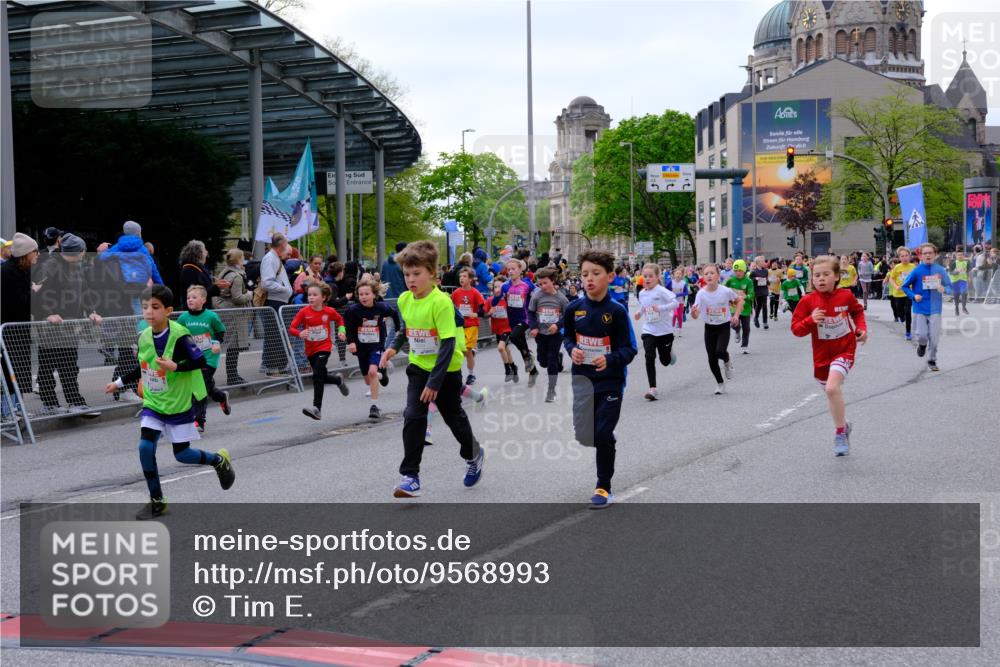 25.04.2026 - Das Zehntel Tim E. http://msf.ph/oto/9568993 25.04.2026 08:55:52 Ziel 1113, 1131, 1134, 1307, 1341, 1575, 1638, 1639, 1645, 1649, 1717, 1740, 1963, 1968, 2040, 2108, 2217, 2229, 2463, 2474, 2478, 2565, 2594, 2606, 2607, 2615, 2669, 2686, 3059, 3065, 3093, 3520, 3526, 3844, 3847, 3849, 3963, 4058 meine-sportfotos.de