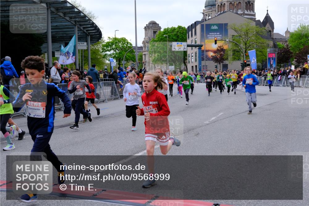 25.04.2026 - Das Zehntel Tim E. http://msf.ph/oto/9568999 25.04.2026 08:55:53 Ziel 1113, 1131, 1134, 1307, 1341, 1369, 1575, 1638, 1639, 1645, 1649, 1717, 1740, 1963, 1968, 2040, 2108, 2217, 2229, 2463, 2474, 2478, 2565, 2594, 2606, 2607, 2669, 3520, 3526, 3844, 3847, 3849, 3963, 4058 meine-sportfotos.de
