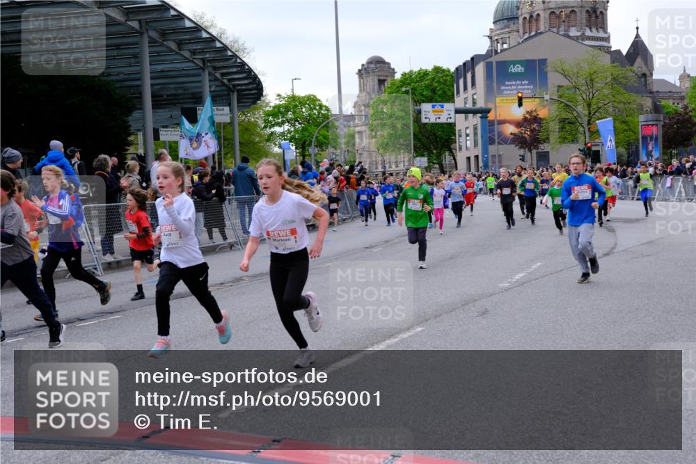 25.04.2026 - Das Zehntel Tim E. http://msf.ph/oto/9569001 25.04.2026 08:55:54 Ziel 1004, 1113, 1131, 1134, 1302, 1307, 1316, 1341, 1363, 1369, 1562, 1567, 1575, 1638, 1639, 1645, 1649, 1717, 1740, 1963, 1968, 2040, 2108, 2217, 2229, 2323, 2463, 2474, 2478, 2565, 2594, 2606, 2607, 3465, 3520, 3526, 3610, 3803, 3844, 3847, 3849, 3891, 3963, 4058 meine-sportfotos.de