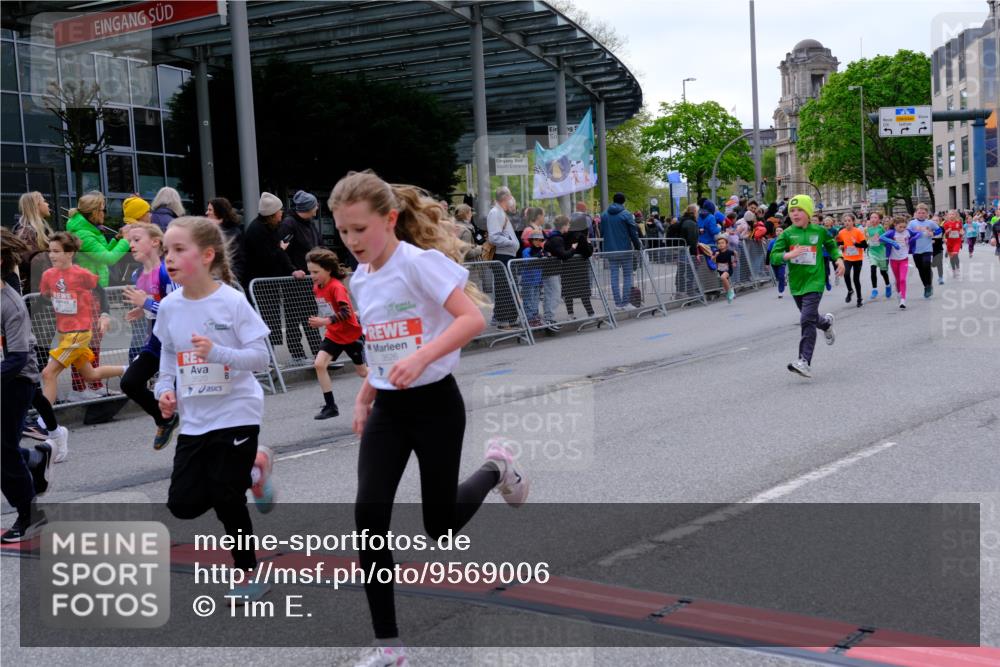 25.04.2026 - Das Zehntel Tim E. http://msf.ph/oto/9569006 25.04.2026 08:55:54 Ziel 1004, 1113, 1131, 1134, 1302, 1307, 1316, 1341, 1363, 1369, 1562, 1567, 1575, 1638, 1639, 1645, 1649, 1717, 1740, 1963, 1968, 2040, 2108, 2217, 2229, 2323, 2463, 2474, 2478, 2565, 2594, 2606, 2607, 3465, 3520, 3526, 3610, 3803, 3844, 3847, 3849, 3891, 3963, 4058 meine-sportfotos.de