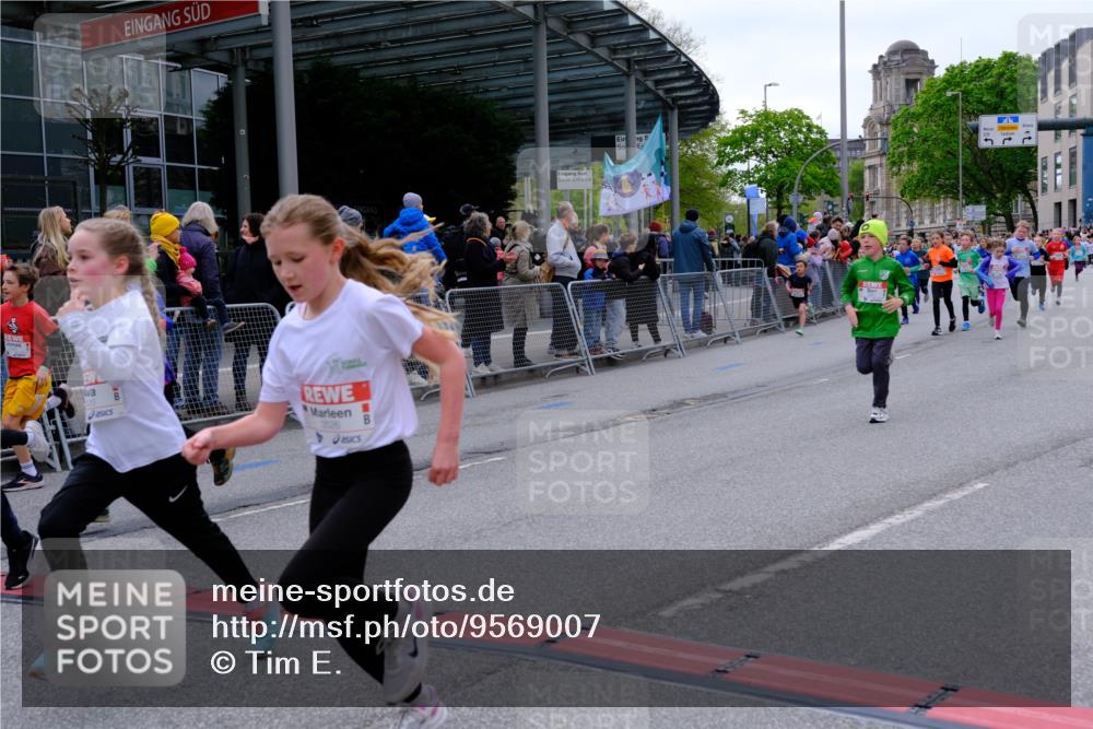 25.04.2026 - Das Zehntel Tim E. http://msf.ph/oto/9569007 25.04.2026 08:55:54 Ziel 1004, 1113, 1131, 1134, 1302, 1307, 1316, 1341, 1363, 1369, 1562, 1567, 1575, 1638, 1639, 1645, 1649, 1717, 1740, 1963, 1968, 2040, 2108, 2217, 2229, 2323, 2463, 2474, 2478, 2565, 2594, 2606, 2607, 3465, 3520, 3526, 3610, 3803, 3844, 3847, 3849, 3891, 3963, 4058 meine-sportfotos.de