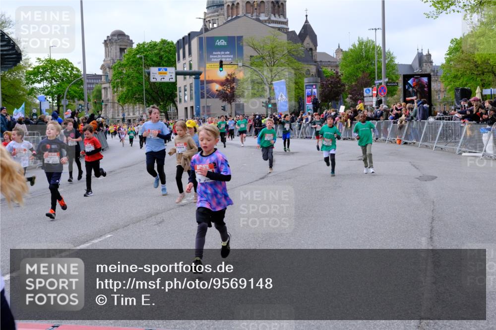 25.04.2026 - Das Zehntel Tim E. http://msf.ph/oto/9569148 25.04.2026 08:56:25 Ziel 1170, 1204, 1206, 1262, 1322, 1329, 1357, 1561, 1713, 1804, 1814, 1833, 1854, 1905, 2239, 2259, 2270, 2274, 2292, 2294, 2336, 2399, 2443, 2571, 2708, 2715, 2858, 2860, 2862, 3047, 3052, 3068, 3138, 3274, 3367, 3369, 3375, 3393, 3420, 3439, 3453, 3495, 3556, 3566, 3784, 3930, 4016, 4061, 4062 meine-sportfotos.de