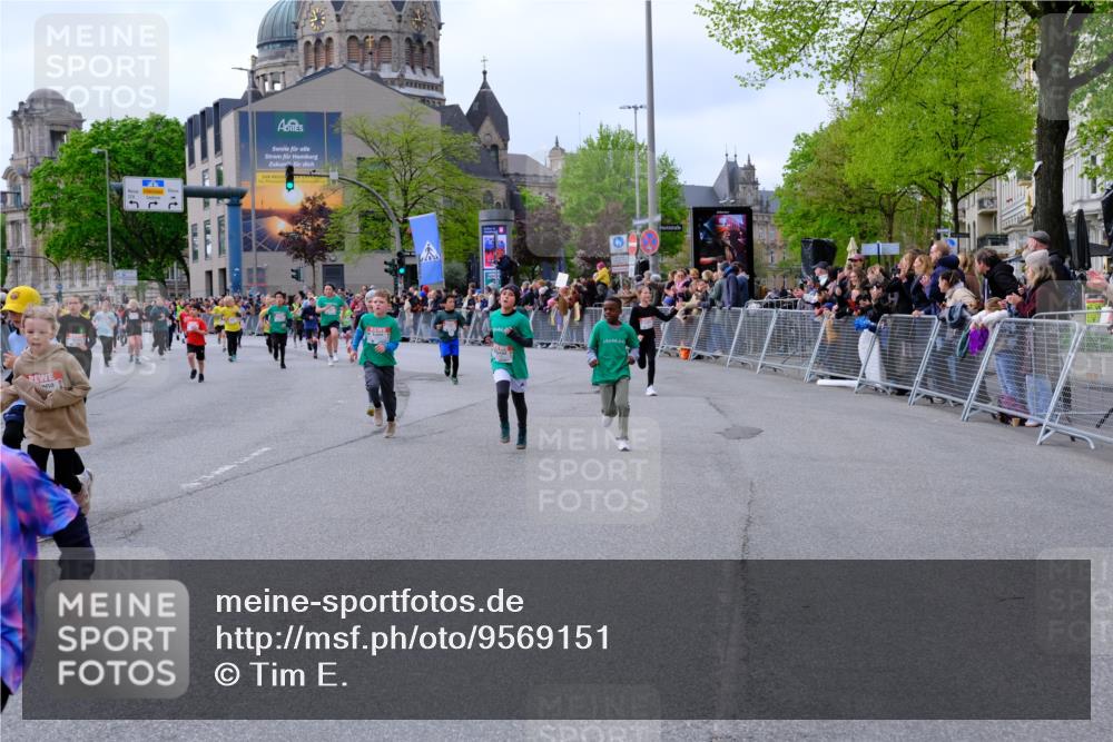 25.04.2026 - Das Zehntel Tim E. http://msf.ph/oto/9569151 25.04.2026 08:56:26 Ziel 1170, 1204, 1206, 1262, 1322, 1329, 1357, 1561, 1713, 1804, 1814, 1833, 1854, 1905, 2259, 2270, 2274, 2292, 2294, 2336, 2399, 2443, 2571, 2708, 2715, 2858, 2860, 2862, 3047, 3052, 3068, 3138, 3274, 3367, 3369, 3375, 3420, 3439, 3453, 3495, 3556, 3566, 3784, 4016, 4061, 4062 meine-sportfotos.de