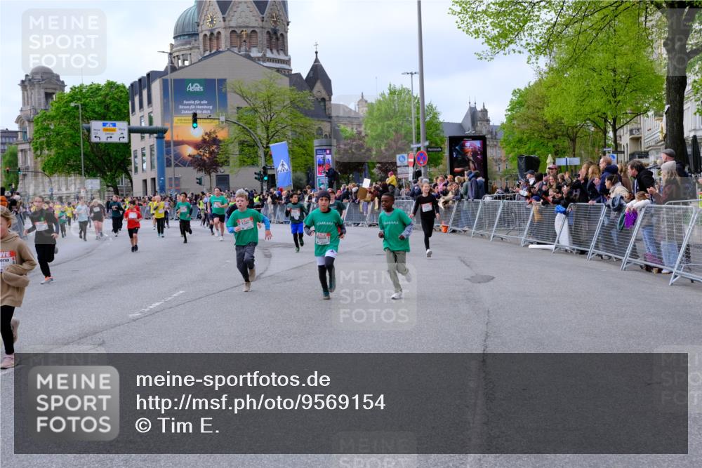 25.04.2026 - Das Zehntel Tim E. http://msf.ph/oto/9569154 25.04.2026 08:56:26 Ziel 1170, 1204, 1206, 1262, 1322, 1329, 1357, 1561, 1713, 1804, 1814, 1833, 1854, 1905, 2259, 2270, 2274, 2292, 2294, 2336, 2399, 2443, 2571, 2708, 2715, 2858, 2860, 2862, 3047, 3052, 3068, 3138, 3274, 3367, 3369, 3375, 3420, 3439, 3453, 3495, 3556, 3566, 3784, 4016, 4061, 4062 meine-sportfotos.de