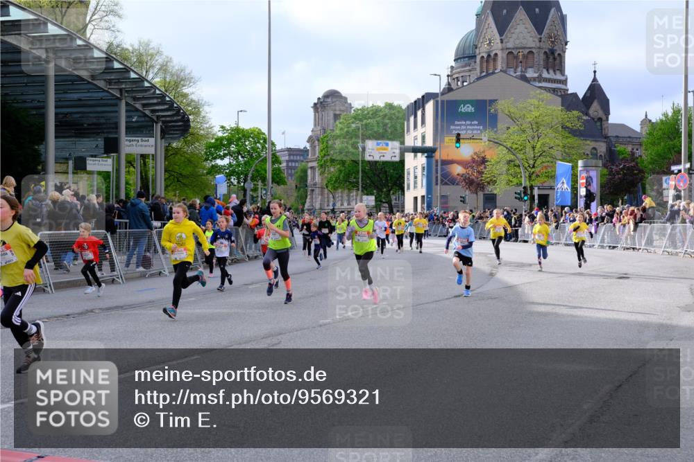 25.04.2026 - Das Zehntel Tim E. http://msf.ph/oto/9569321 25.04.2026 08:57:09 Ziel 1035, 1052, 1075, 1176, 1188, 1189, 1191, 1271, 1339, 1556, 1573, 1579, 1580, 1582, 1585, 1654, 1820, 1909, 1924, 1946, 1965, 1986, 2028, 2205, 2258, 2486, 2538, 2550, 2562, 2583, 2734, 2737, 2753, 2755, 2762, 2819, 2852, 2917, 2920, 2921, 3211, 3226, 3256, 3324, 3456, 3655, 3660, 3666, 3705, 3758, 3938, 3944, 4018, 4056, 4064, 4065, 4072 meine-sportfotos.de