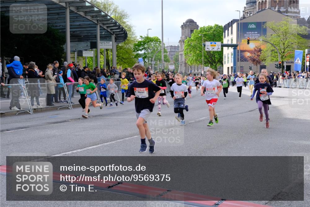 25.04.2026 - Das Zehntel Tim E. http://msf.ph/oto/9569375 25.04.2026 08:57:25 Ziel 1244, 1255, 1455, 1571, 1588, 1668, 1673, 1674, 1748, 1754, 1757, 1895, 1896, 1938, 1951, 1961, 1967, 1972, 1988, 2216, 2280, 2416, 2477, 2489, 2662, 2773, 2790, 3160, 3276, 3344, 3473, 3499, 3591, 3795, 3846, 3855, 3898 meine-sportfotos.de