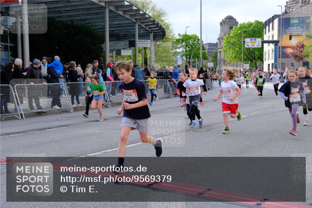 25.04.2026 - Das Zehntel Tim E. http://msf.ph/oto/9569379 25.04.2026 08:57:25 Ziel 1244, 1255, 1455, 1571, 1588, 1668, 1673, 1674, 1748, 1754, 1757, 1895, 1896, 1938, 1951, 1961, 1967, 1972, 1988, 2216, 2280, 2416, 2477, 2489, 2662, 2773, 2790, 3160, 3276, 3344, 3473, 3499, 3591, 3795, 3846, 3855, 3898 meine-sportfotos.de
