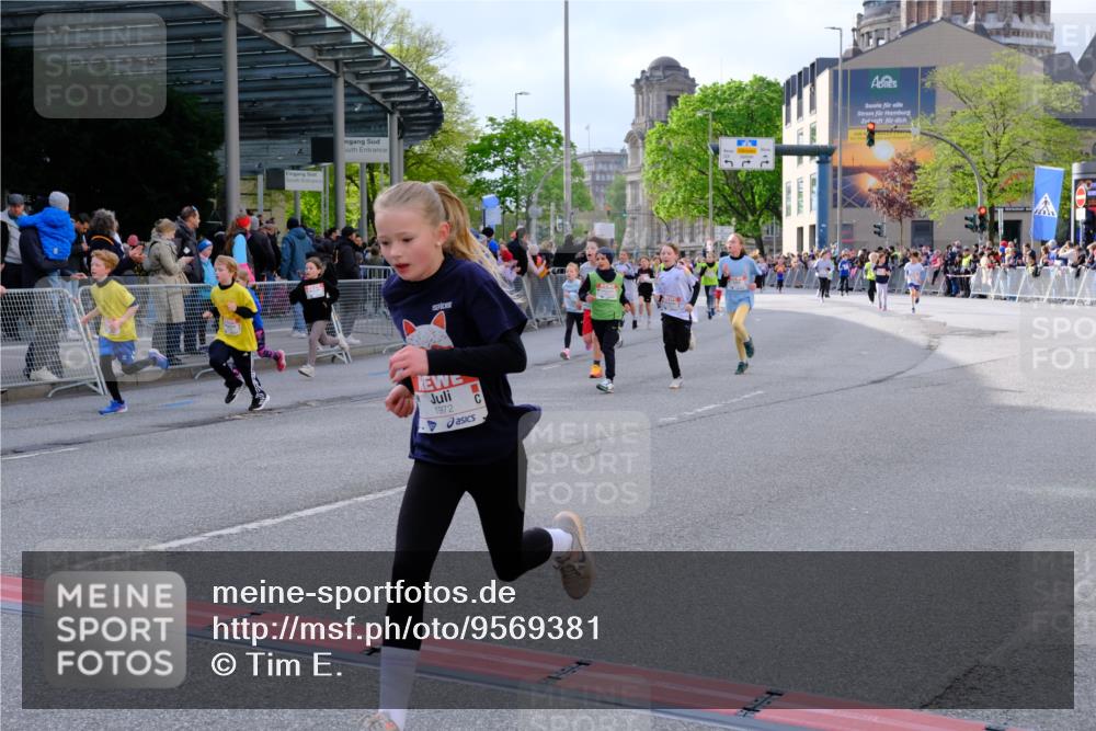 25.04.2026 - Das Zehntel Tim E. http://msf.ph/oto/9569381 25.04.2026 08:57:27 Ziel 1455, 1668, 1673, 1674, 1754, 1757, 1938, 1951, 1961, 1967, 1972, 1988, 2216, 2280, 2416, 2477, 2489, 2773, 2790, 3160, 3276, 3344, 3473, 3499, 3591, 3795, 3846, 3855, 3898 meine-sportfotos.de