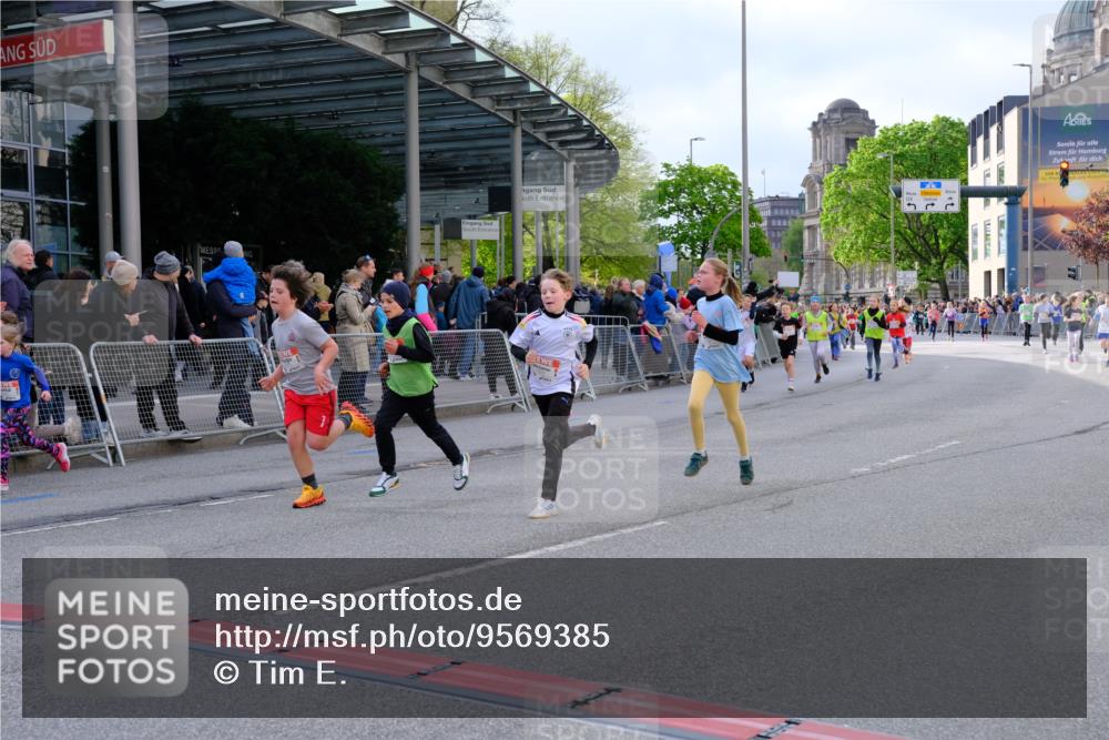 25.04.2026 - Das Zehntel Tim E. http://msf.ph/oto/9569385 25.04.2026 08:57:28 Ziel 1455, 1668, 1673, 1754, 1757, 1938, 1951, 1961, 1967, 1972, 1988, 2216, 2280, 2416, 2477, 2773, 2790, 3160, 3187, 3276, 3344, 3473, 3499, 3591, 3795, 3846, 3855, 3898 meine-sportfotos.de