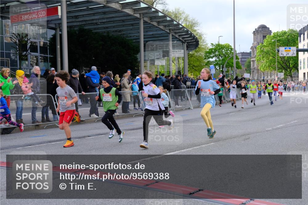25.04.2026 - Das Zehntel Tim E. http://msf.ph/oto/9569388 25.04.2026 08:57:29 Ziel 1455, 1668, 1673, 1754, 1757, 1938, 1951, 1961, 1967, 1972, 1988, 2280, 2288, 2289, 2416, 2477, 2773, 2790, 3160, 3179, 3187, 3276, 3344, 3473, 3499, 3795, 3898 meine-sportfotos.de