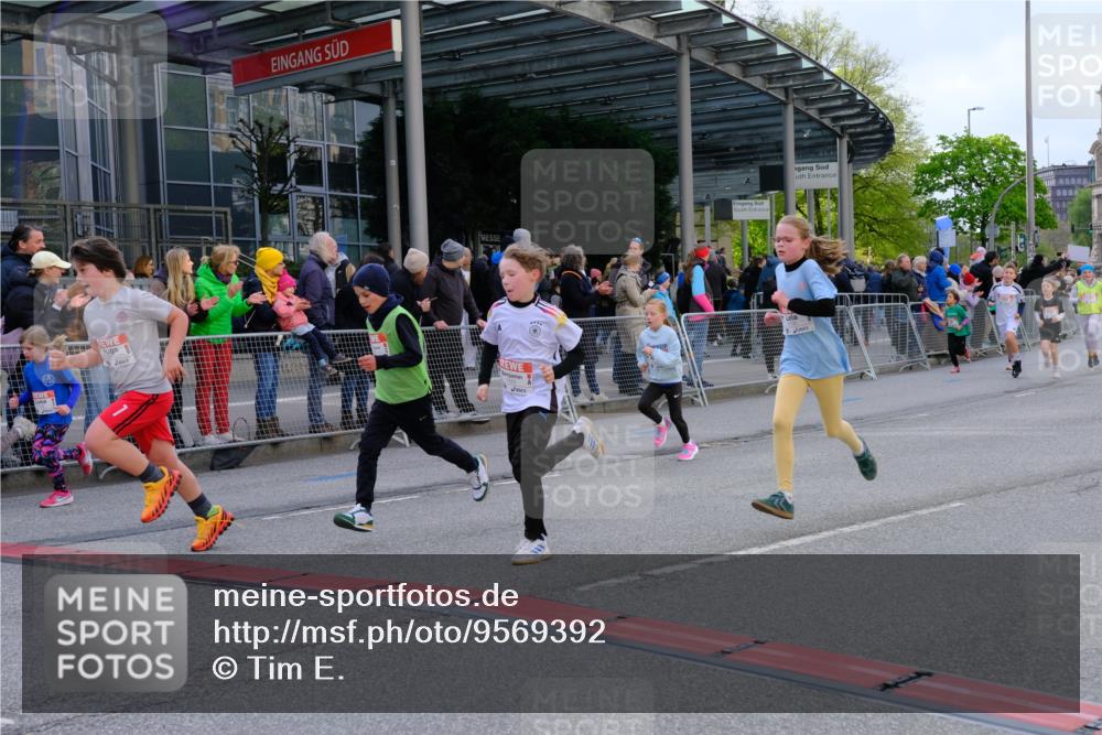25.04.2026 - Das Zehntel Tim E. http://msf.ph/oto/9569392 25.04.2026 08:57:29 Ziel 1455, 1668, 1673, 1754, 1757, 1938, 1951, 1961, 1967, 1972, 1988, 2280, 2288, 2289, 2416, 2477, 2773, 2790, 3160, 3179, 3187, 3276, 3344, 3473, 3499, 3795, 3898 meine-sportfotos.de