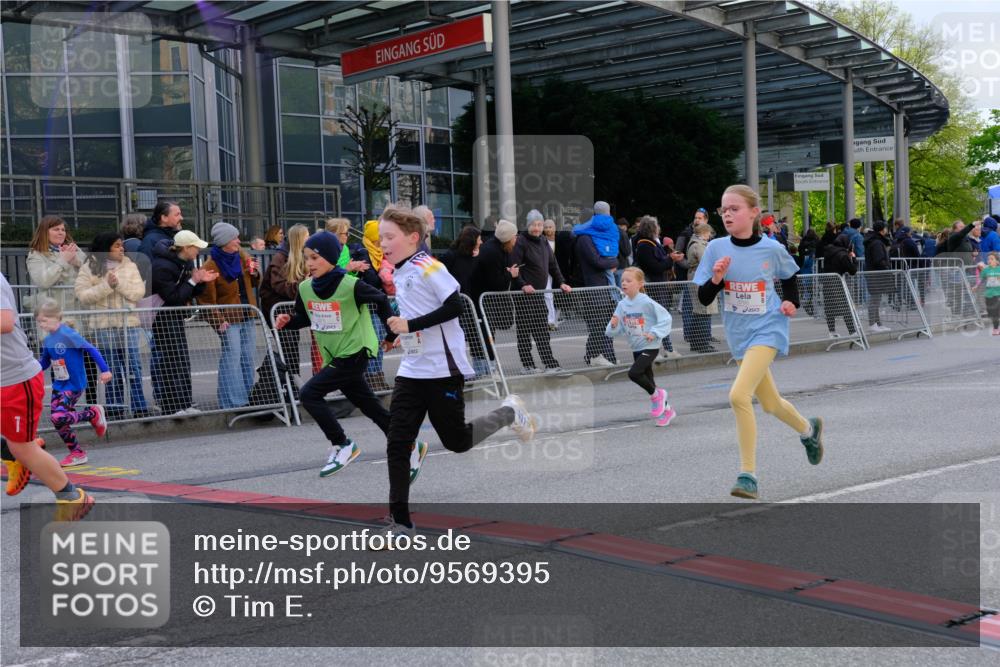 25.04.2026 - Das Zehntel Tim E. http://msf.ph/oto/9569395 25.04.2026 08:57:29 Ziel 1455, 1668, 1673, 1754, 1757, 1938, 1951, 1961, 1967, 1972, 1988, 2280, 2288, 2289, 2416, 2477, 2773, 2790, 3160, 3179, 3187, 3276, 3344, 3473, 3499, 3795, 3898 meine-sportfotos.de