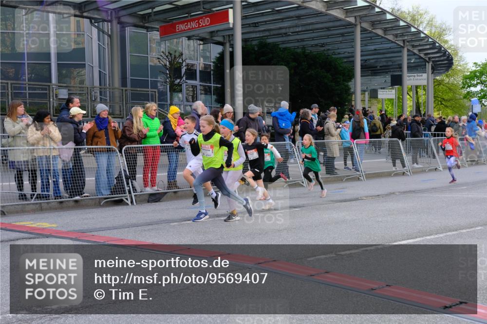 25.04.2026 - Das Zehntel Tim E. http://msf.ph/oto/9569407 25.04.2026 08:57:33 Ziel 1455, 1668, 1673, 1754, 1757, 1819, 1938, 1967, 1972, 2280, 2288, 2289, 2416, 2423, 2566, 2773, 2790, 2853, 3179, 3187, 3224, 3276, 3344, 3466, 3473, 3499, 3795, 3898, 4029 meine-sportfotos.de