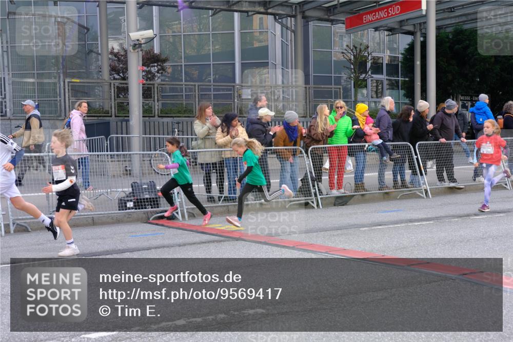 25.04.2026 - Das Zehntel Tim E. http://msf.ph/oto/9569417 25.04.2026 08:57:34 Ziel 1455, 1673, 1754, 1757, 1819, 1938, 1972, 2280, 2288, 2289, 2416, 2423, 2566, 2773, 2790, 2853, 3179, 3187, 3224, 3276, 3344, 3466, 3795, 4029 meine-sportfotos.de