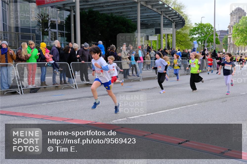 25.04.2026 - Das Zehntel Tim E. http://msf.ph/oto/9569423 25.04.2026 08:57:36 Ziel 1455, 1754, 1819, 1938, 1953, 1990, 2280, 2288, 2289, 2423, 2566, 2773, 2790, 2809, 2821, 2853, 3179, 3187, 3224, 3276, 3342, 3344, 3466, 3795, 4029 meine-sportfotos.de