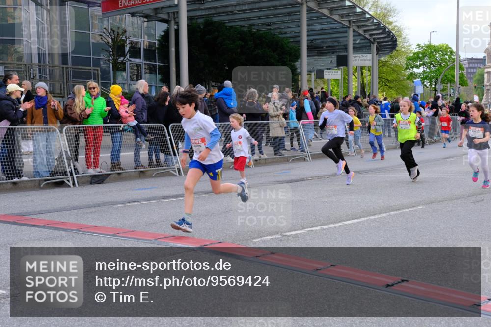 25.04.2026 - Das Zehntel Tim E. http://msf.ph/oto/9569424 25.04.2026 08:57:36 Ziel 1455, 1754, 1819, 1938, 1953, 1990, 2280, 2288, 2289, 2423, 2566, 2773, 2790, 2809, 2821, 2853, 3179, 3187, 3224, 3276, 3342, 3344, 3466, 3795, 4029 meine-sportfotos.de