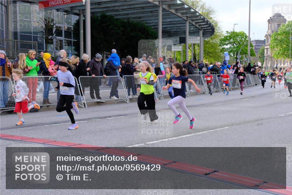25.04.2026 - Das Zehntel Tim E. http://msf.ph/oto/9569429 25.04.2026 08:57:37 Ziel 1754, 1819, 1938, 1953, 1990, 2288, 2289, 2423, 2566, 2809, 2821, 2853, 3179, 3187, 3224, 3342, 3466, 3795, 4029 meine-sportfotos.de