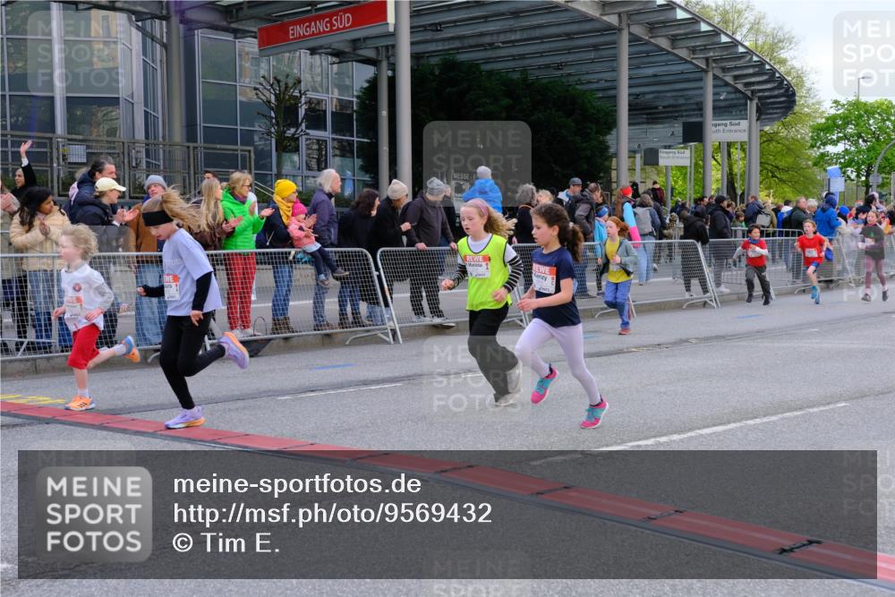25.04.2026 - Das Zehntel Tim E. http://msf.ph/oto/9569432 25.04.2026 08:57:37 Ziel 1754, 1819, 1938, 1953, 1990, 2288, 2289, 2423, 2566, 2809, 2821, 2853, 3179, 3187, 3224, 3342, 3466, 3795, 4029 meine-sportfotos.de