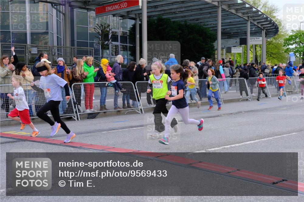 25.04.2026 - Das Zehntel Tim E. http://msf.ph/oto/9569433 25.04.2026 08:57:37 Ziel 1754, 1819, 1938, 1953, 1990, 2288, 2289, 2423, 2566, 2809, 2821, 2853, 3179, 3187, 3224, 3342, 3466, 3795, 4029 meine-sportfotos.de