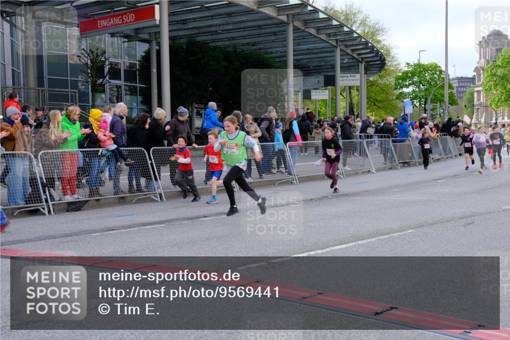 25.04.2026 - Das Zehntel Tim E. http://msf.ph/oto/9569441 25.04.2026 08:57:40 Ziel 1733, 1819, 1953, 1990, 2288, 2289, 2423, 2566, 2809, 2821, 2853, 3179, 3187, 3224, 3342, 3466, 3804, 3813, 3817, 3931, 4029 meine-sportfotos.de