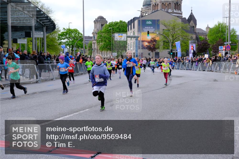 25.04.2026 - Das Zehntel Tim E. http://msf.ph/oto/9569484 25.04.2026 08:58:07 Ziel 1019, 1029, 1046, 1144, 1276, 1512, 1543, 1552, 2426, 2447, 2476, 2561, 2580, 2861, 3166, 3200, 3353, 3455, 3687, 3911, 3942 meine-sportfotos.de