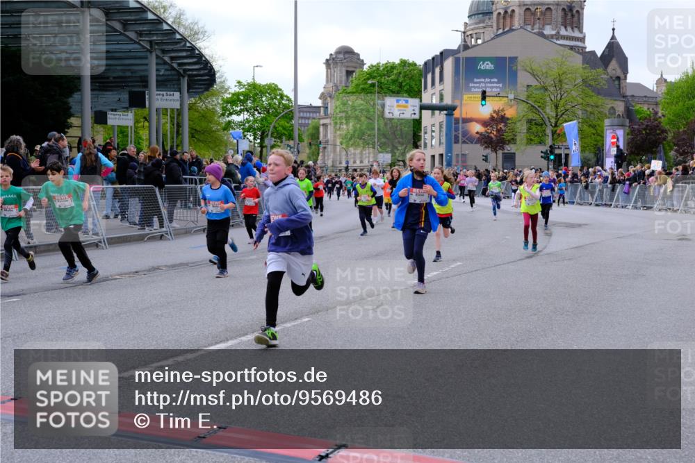 25.04.2026 - Das Zehntel Tim E. http://msf.ph/oto/9569486 25.04.2026 08:58:07 Ziel 1019, 1029, 1046, 1144, 1276, 1512, 1543, 1552, 2426, 2447, 2476, 2561, 2580, 2861, 3166, 3200, 3353, 3455, 3687, 3911, 3942 meine-sportfotos.de