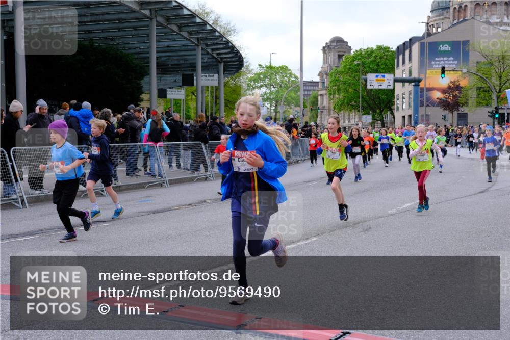 25.04.2026 - Das Zehntel Tim E. http://msf.ph/oto/9569490 25.04.2026 08:58:09 Ziel 1019, 1029, 1046, 1144, 1163, 1276, 1402, 1512, 1543, 1552, 1672, 1964, 2030, 2035, 2426, 2447, 2476, 2861, 2976, 2992, 3166, 3200, 3257, 3353, 3455, 3507, 3687, 3911, 3942, 3943 meine-sportfotos.de