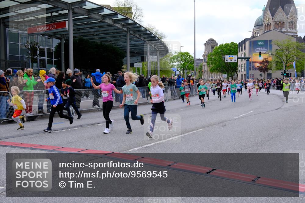 25.04.2026 - Das Zehntel Tim E. http://msf.ph/oto/9569545 25.04.2026 08:58:21 Ziel 1163, 1165, 1402, 1404, 1601, 1630, 1755, 1756, 1839, 1892, 1894, 1966, 1970, 1994, 2007, 2014, 2027, 2030, 2033, 2035, 2111, 2330, 2331, 2345, 2385, 2553, 2856, 2866, 2867, 2986, 3084, 3095, 3158, 3257, 3278, 3326, 3355, 3361, 3467, 3479, 3486, 3503, 3507, 3528, 3538, 3725, 3918, 3928, 3955, 3965 meine-sportfotos.de