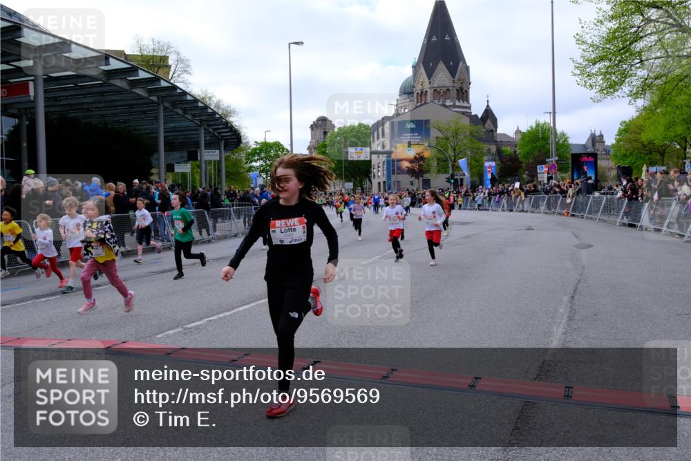 25.04.2026 - Das Zehntel Tim E. http://msf.ph/oto/9569569 25.04.2026 08:58:27 Ziel 1162, 1165, 1600, 1601, 1605, 1619, 1626, 1630, 1970, 2007, 2027, 2033, 2093, 2331, 2337, 2345, 2385, 2441, 2465, 2553, 2582, 2714, 2838, 2854, 2856, 2863, 2866, 2885, 2887, 3084, 3095, 3158, 3278, 3326, 3376, 3467, 3486, 3503, 3518, 3528, 3538, 3565, 3702, 3918, 3928, 3955 meine-sportfotos.de