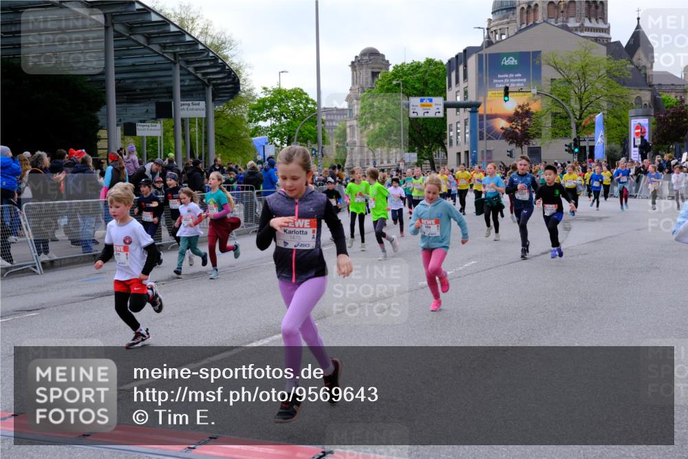 25.04.2026 - Das Zehntel Tim E. http://msf.ph/oto/9569643 25.04.2026 08:58:45 Ziel 1096, 1177, 1361, 1409, 1422, 1467, 1475, 1487, 1494, 1507, 1508, 1544, 1660, 1694, 1845, 1849, 1908, 1940, 1995, 2252, 2255, 2333, 2349, 2410, 2419, 2433, 2744, 2792, 2830, 2915, 2955, 3350, 3357, 3378, 3383, 3403, 3412, 3422, 3438, 3492, 3661, 3679, 3717, 3748, 3751, 3752, 3800, 3856, 3913, 4066 meine-sportfotos.de