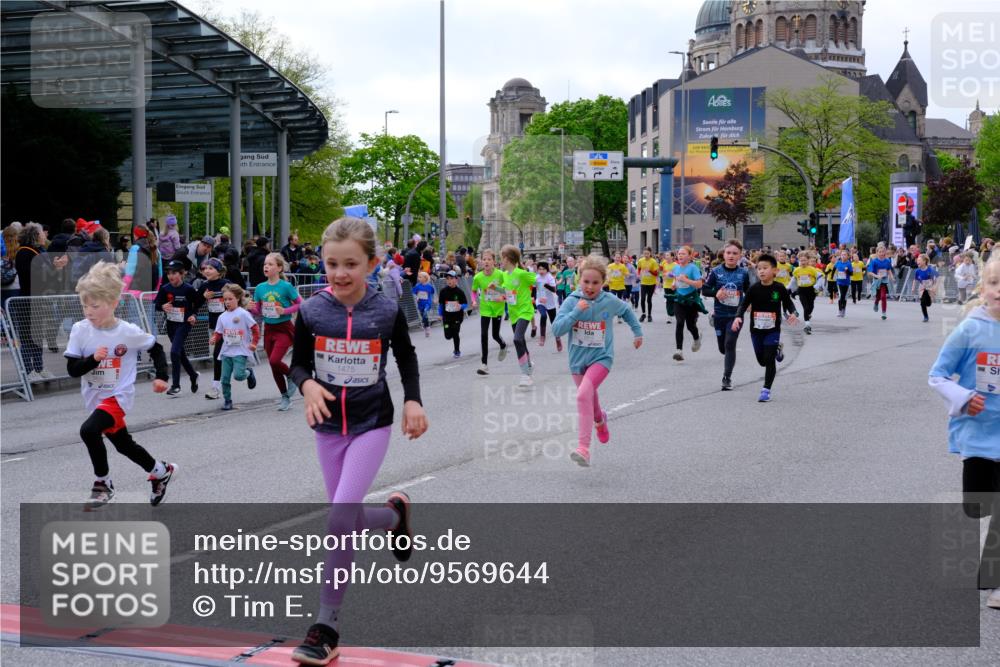 25.04.2026 - Das Zehntel Tim E. http://msf.ph/oto/9569644 25.04.2026 08:58:45 Ziel 1096, 1177, 1361, 1409, 1422, 1467, 1475, 1487, 1494, 1507, 1508, 1544, 1660, 1694, 1845, 1849, 1908, 1940, 1995, 2252, 2255, 2333, 2349, 2410, 2419, 2433, 2744, 2792, 2830, 2915, 2955, 3350, 3357, 3378, 3383, 3403, 3412, 3422, 3438, 3492, 3661, 3679, 3717, 3748, 3751, 3752, 3800, 3856, 3913, 4066 meine-sportfotos.de