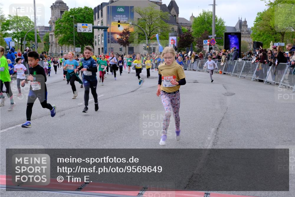 25.04.2026 - Das Zehntel Tim E. http://msf.ph/oto/9569649 25.04.2026 08:58:47 Ziel 1096, 1177, 1361, 1467, 1475, 1487, 1494, 1507, 1508, 1547, 1549, 1660, 1694, 1845, 1849, 1908, 1940, 1995, 2022, 2099, 2252, 2255, 2333, 2349, 2419, 2433, 2539, 2744, 2771, 2775, 2792, 2803, 2830, 2915, 2952, 2955, 2961, 3357, 3403, 3412, 3422, 3438, 3492, 3661, 3679, 3717, 3748, 3751, 3800, 3856, 3913, 4066 meine-sportfotos.de