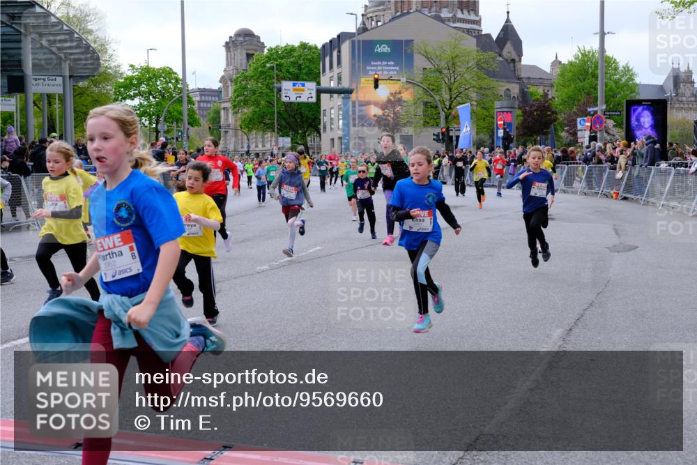 25.04.2026 - Das Zehntel Tim E. http://msf.ph/oto/9569660 25.04.2026 08:58:51 Ziel 1129, 1178, 1361, 1423, 1467, 1475, 1507, 1508, 1547, 1549, 1660, 1694, 1845, 1849, 1908, 1995, 2006, 2022, 2041, 2099, 2333, 2419, 2433, 2467, 2488, 2498, 2539, 2732, 2744, 2750, 2771, 2775, 2792, 2803, 2830, 2915, 2952, 2955, 2961, 3108, 3113, 3404, 3418, 3427, 3438, 3492, 3661, 3679, 3717, 3800, 3856, 3883, 3897 meine-sportfotos.de
