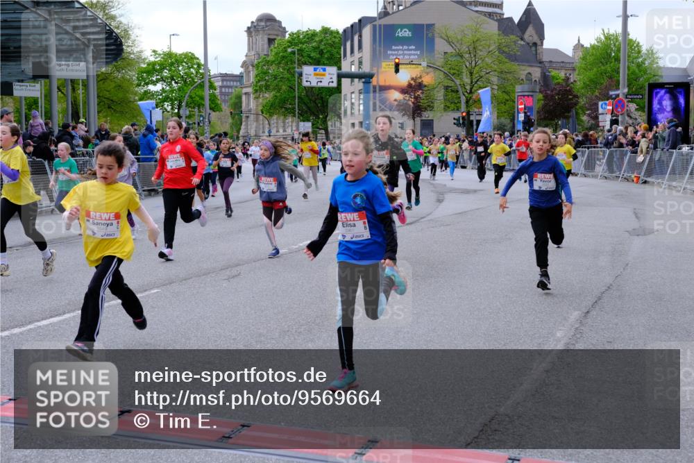 25.04.2026 - Das Zehntel Tim E. http://msf.ph/oto/9569664 25.04.2026 08:58:51 Ziel 1129, 1178, 1361, 1423, 1467, 1475, 1507, 1508, 1547, 1549, 1660, 1694, 1845, 1849, 1908, 1995, 2006, 2022, 2041, 2099, 2333, 2419, 2433, 2467, 2488, 2498, 2539, 2732, 2744, 2750, 2771, 2775, 2792, 2803, 2830, 2915, 2952, 2955, 2961, 3108, 3113, 3404, 3418, 3427, 3438, 3492, 3661, 3679, 3717, 3800, 3856, 3883, 3897 meine-sportfotos.de