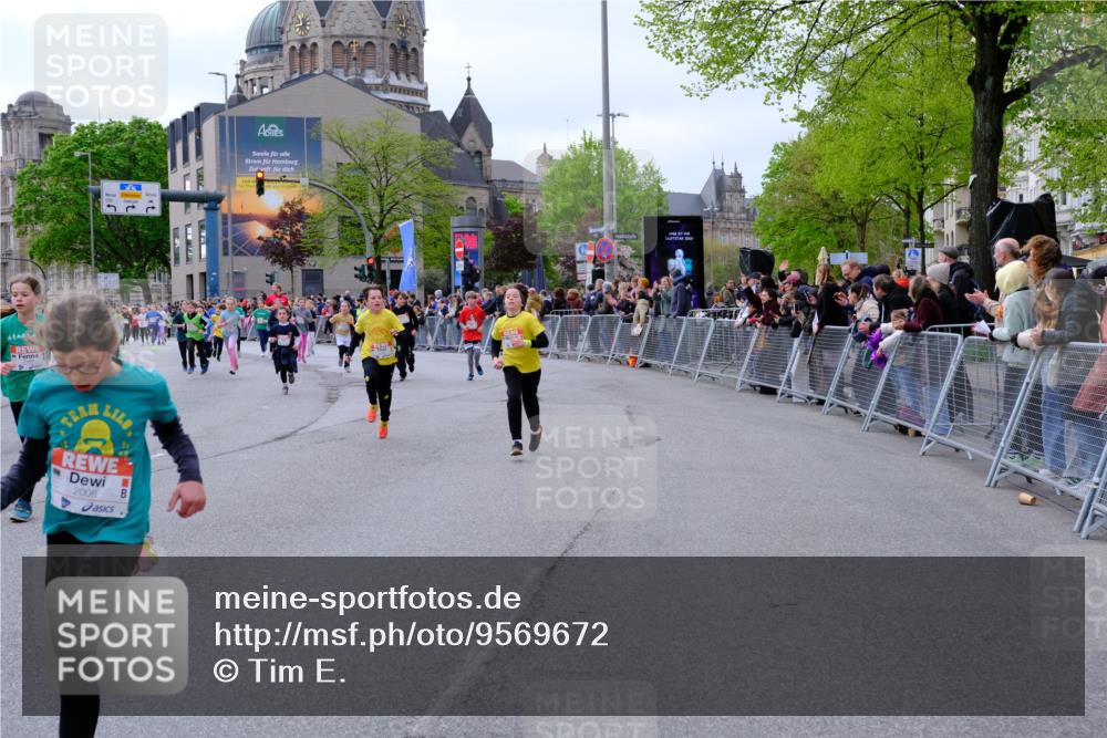 25.04.2026 - Das Zehntel Tim E. http://msf.ph/oto/9569672 25.04.2026 08:58:53 Ziel 1129, 1178, 1361, 1423, 1467, 1507, 1508, 1547, 1549, 1660, 1694, 1829, 1845, 1849, 1908, 1995, 2006, 2022, 2041, 2099, 2433, 2437, 2467, 2488, 2498, 2539, 2732, 2744, 2750, 2771, 2775, 2792, 2803, 2830, 2915, 2952, 2955, 2961, 3108, 3113, 3174, 3208, 3404, 3418, 3427, 3492, 3661, 3679, 3717, 3800, 3856, 3883, 3897 meine-sportfotos.de